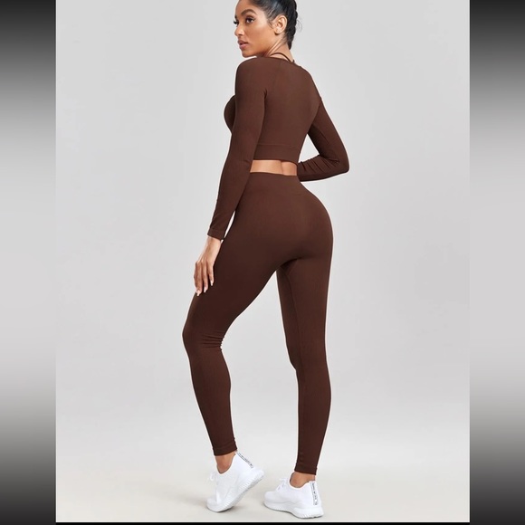 Workout Set - Picture 3 of 4